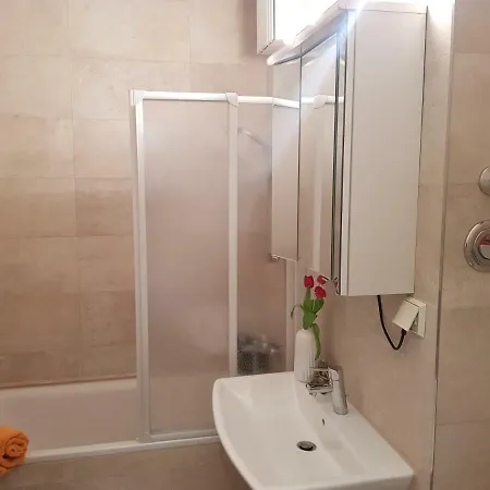 Apartment Ferienwohnung Ostseetraum Rostock